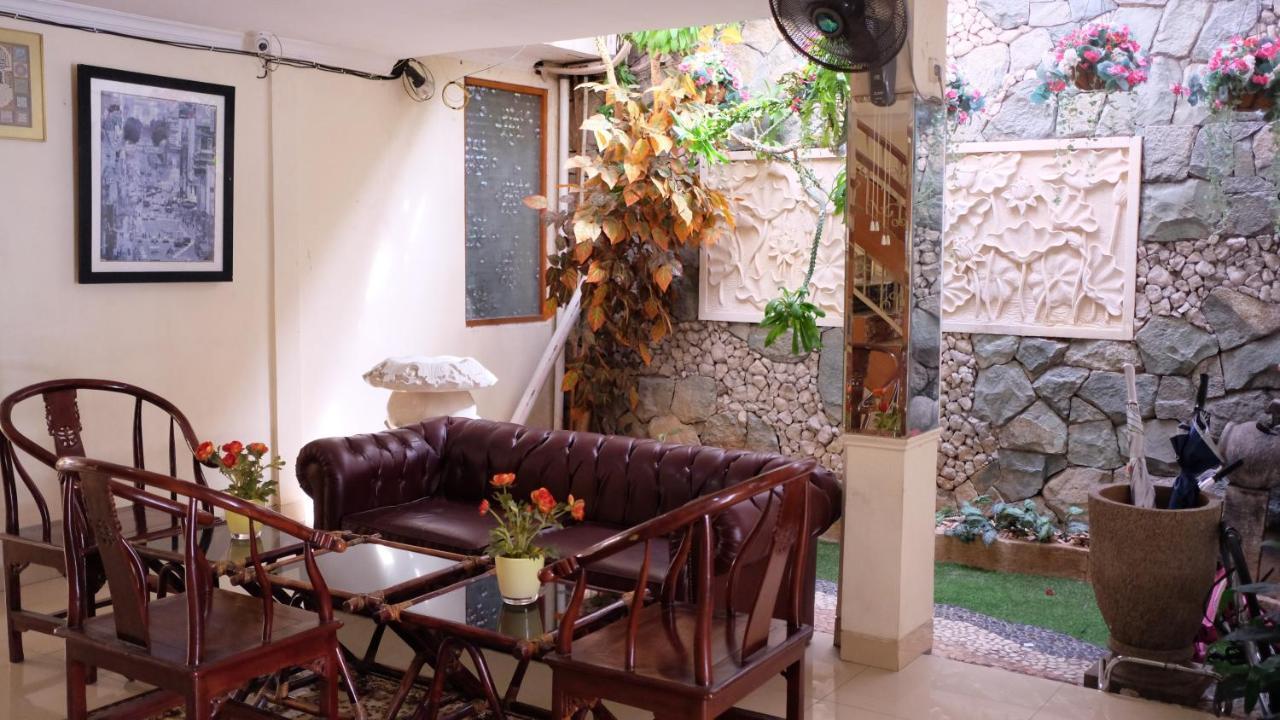 Zen Boutique Syariah Hotel Giacarta Esterno foto