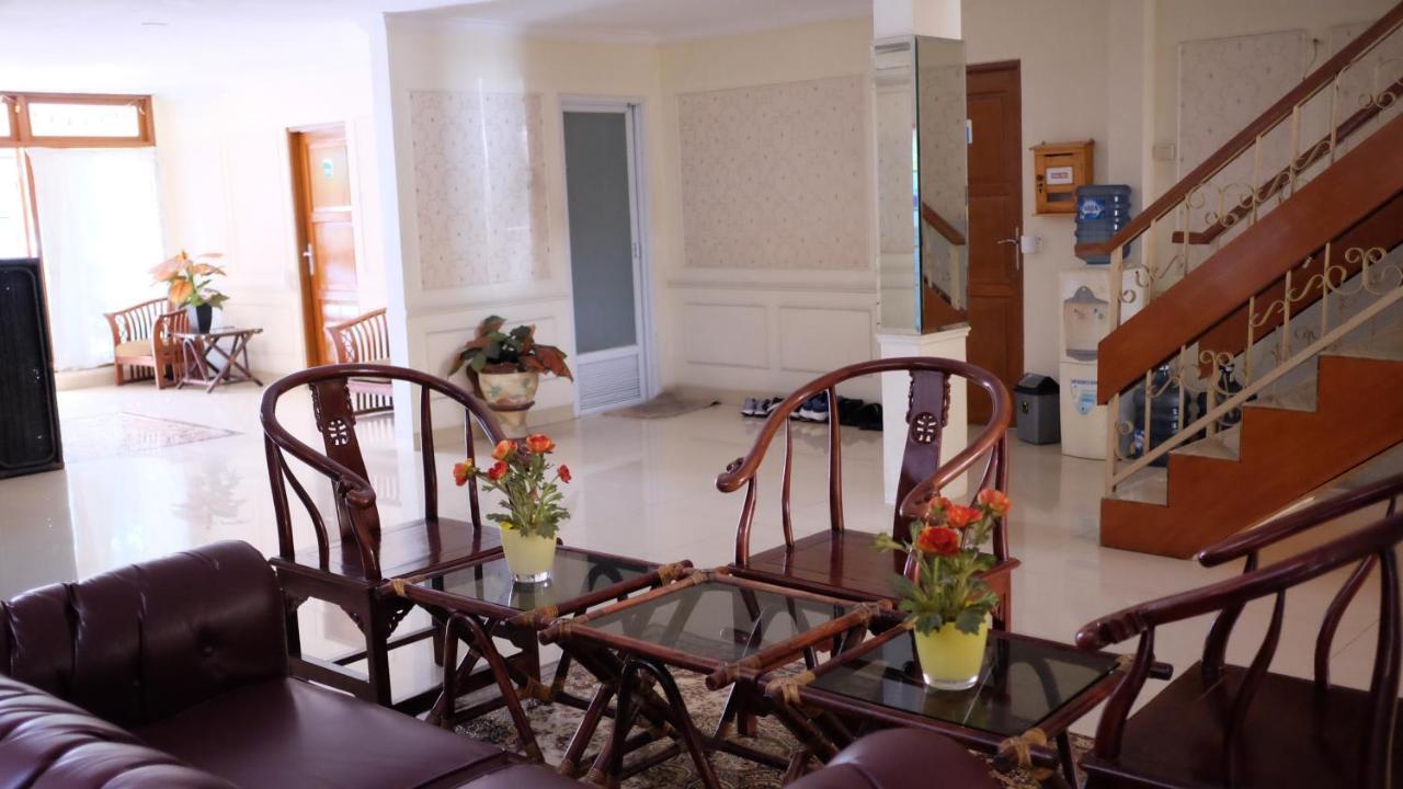 Zen Boutique Syariah Hotel Giacarta Esterno foto