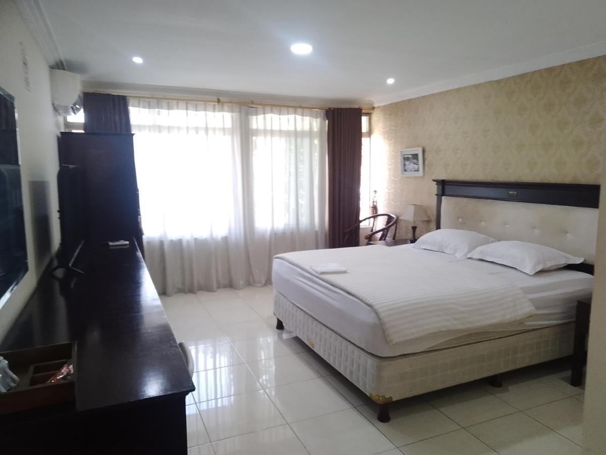 Zen Boutique Syariah Hotel Giacarta Esterno foto